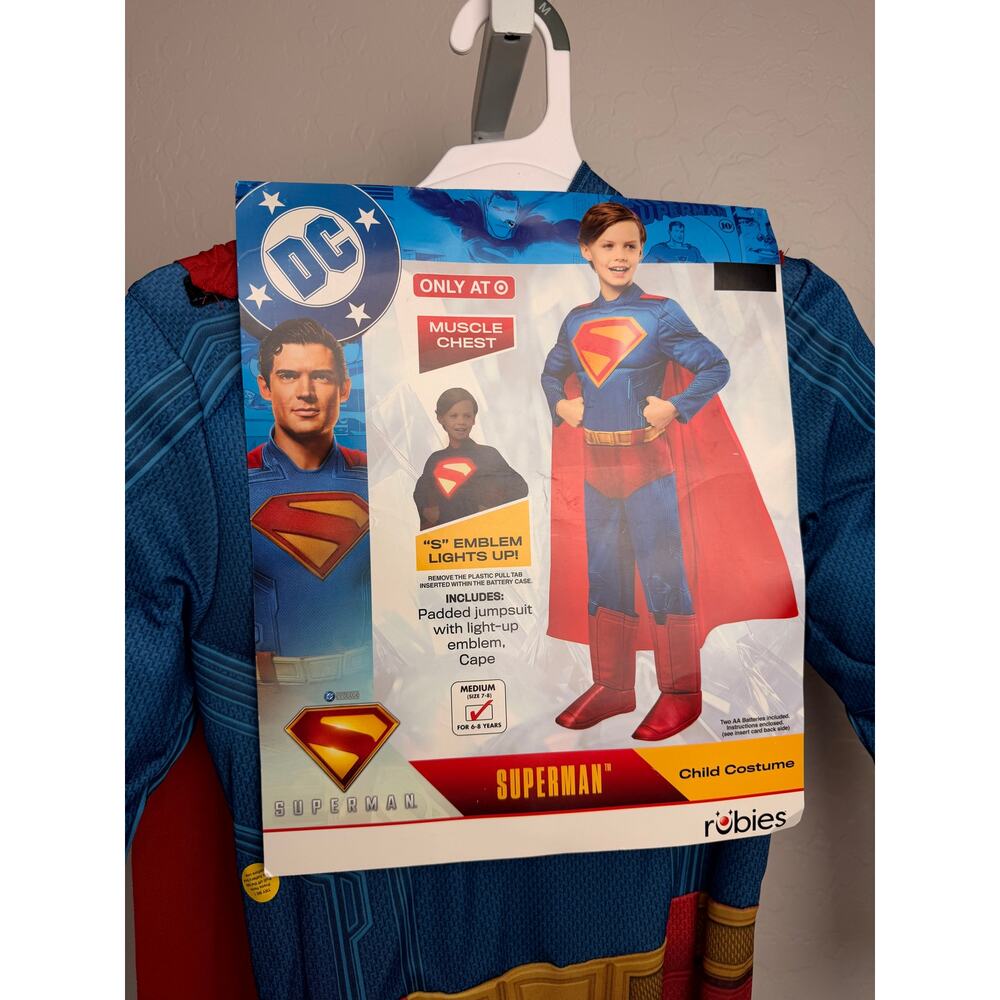 Rubies DC Superman Costume Kids Medium 7-8 Muscle Chest Light Up Emblem NWT - Picture 2 of 6